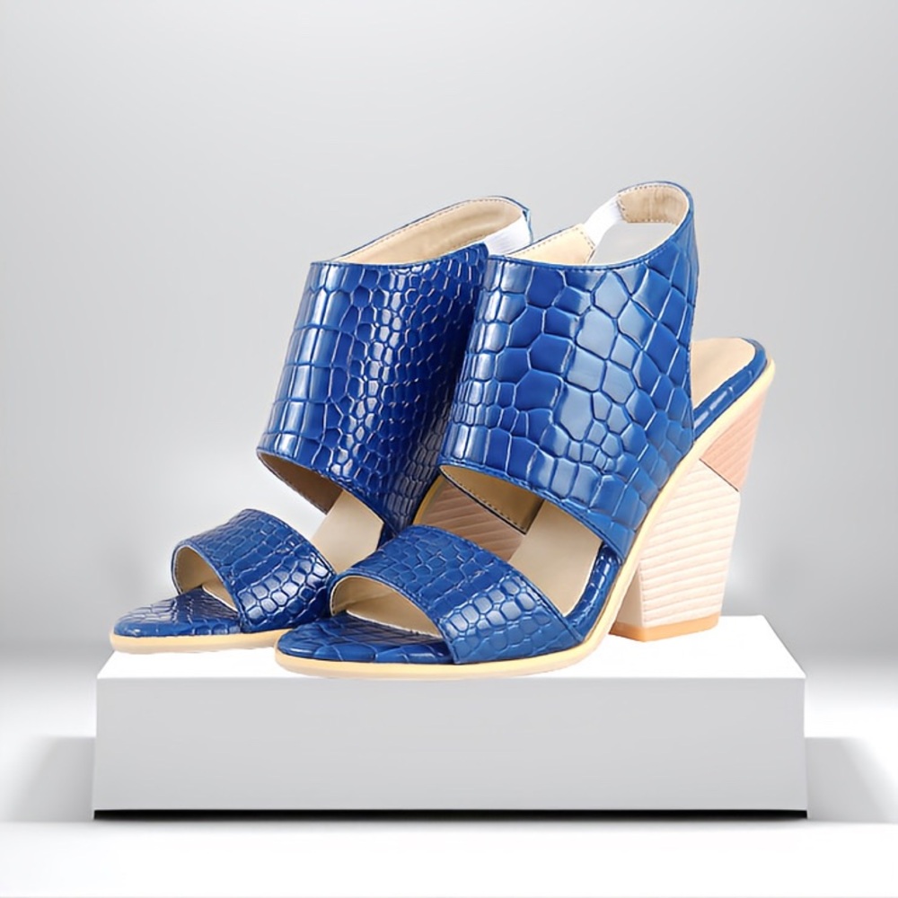 Crocodile Embossed Leather Sandals Wedge Heel Blue 8.5